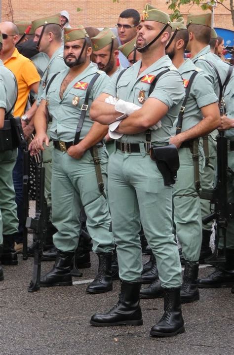 Hot Army Men Men In Uniform Cop Uniform Spanish Men Men S Uniforms Hot Cops Beefy Men