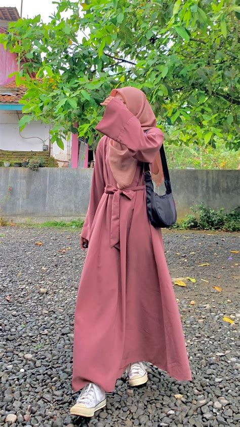 Pin Oleh Nnurain Di Simpan Pantas Gaya Model Pakaian Gaya Hijab