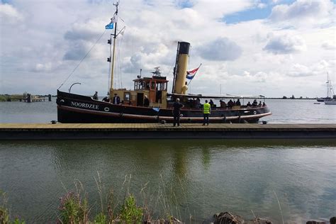 Stoomsloepenfestijn Rondvaarten Op Het IJsselmeer Bij