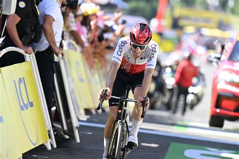 Tour De France 2022 Benjamin Thomas Ripreso A 400 Metri Dall Arrivo