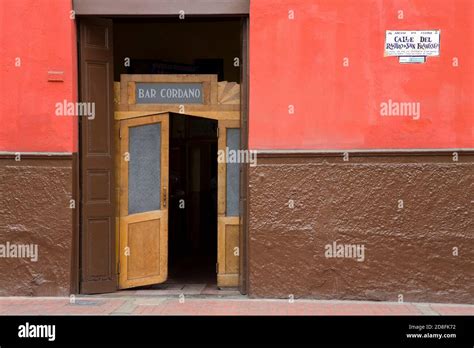 Bar Cordano Lima Hi Res Stock Photography And Images Alamy