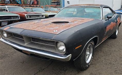 440 Six Pack 1970 Plymouth Cuda Barn Finds