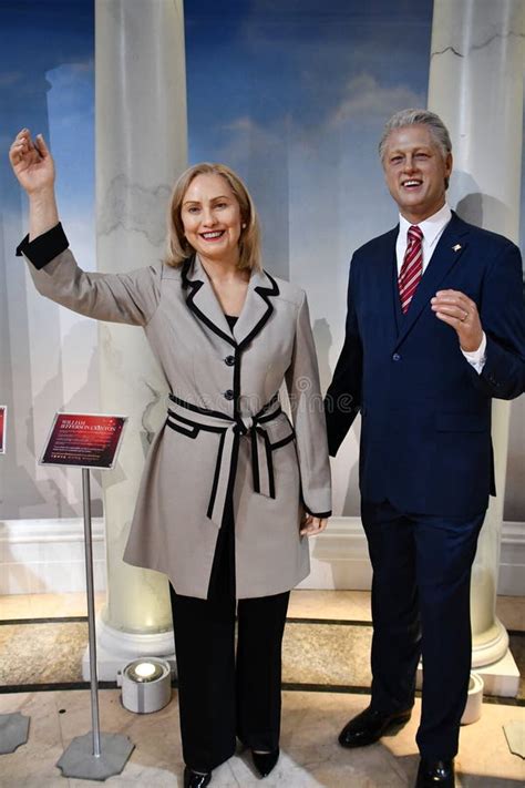 Hillary Clinton And Bill Clinton Statues At Madame Tussauds In Times