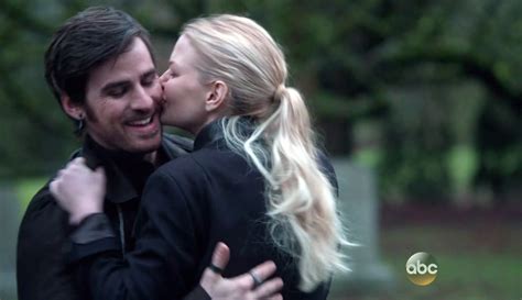 Killian Jones And Emma Swan 5 21 Last Rites CaptainSwan