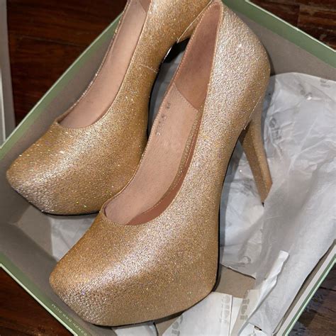 Sparkly Nude Heels Gibi Women S Fashion Footwear Heels On Carousell