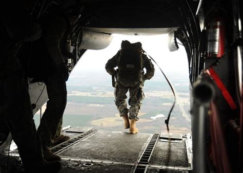 Top Admiral Opens The Door To Women Joining The Navy Seals The Atlantic