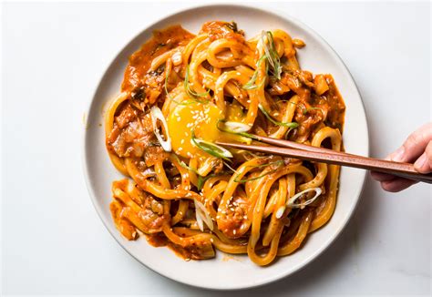 Kimchi Udon With Scallions Bon Appétit