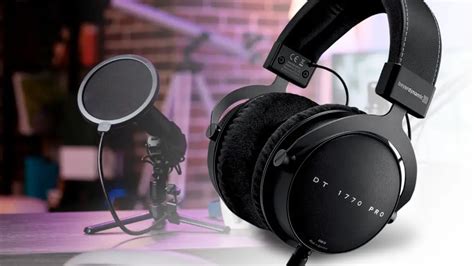 9 Best Headphones For Podcasting In 2023 Xlightmedia