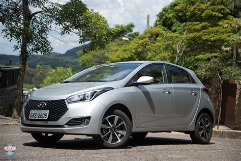 Teste Hyundai HB20 Premium 2019 é bonito e anda bem