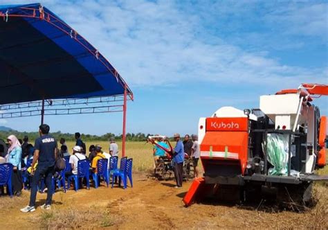 Lewat Program Pkpm Pt Vale Desa Pongkeru Mendapat Alat Sarana Produksi