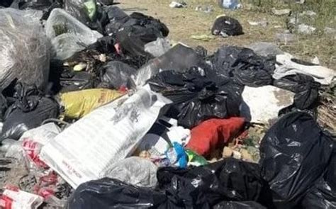 Vecinos Denuncian Acumulaci N De Basura En Y