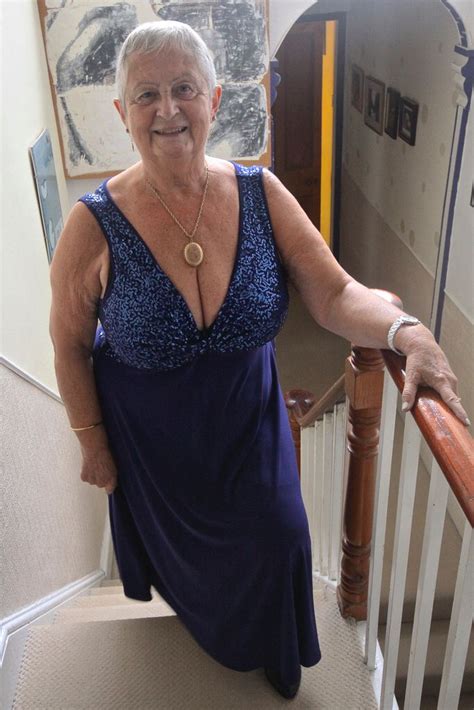 Clothed Granny Hot Granny Pics