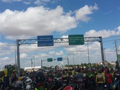 G Mototaxistas Bloqueiam Ponte Presidente Dutra Por Morte De Colega