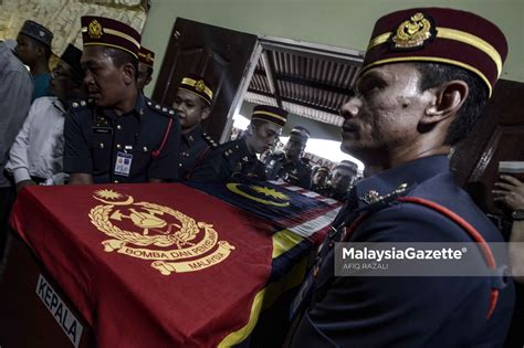 Suasana Pengebumian Jenazah Allahyarham MuhammadAdib