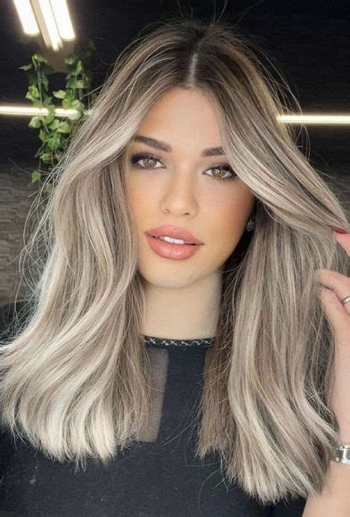 50 Cute Summer Hair Colours Sandy Blonde Lob Style