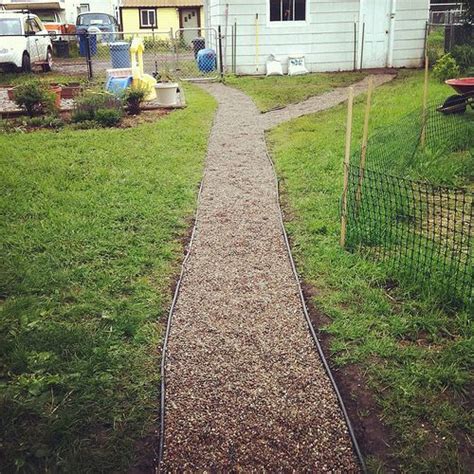 gravel walkway edging ideas - Venetta Bermudez