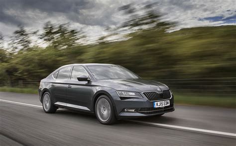 Skoda Superb review - the best large family car to drive? | evo