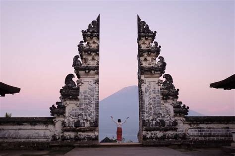 Lempuyang Gate Of Heaven Day Trip With A Photographer Getyourguide