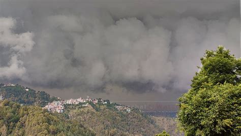 Weather Alert In Himachal For Three Days Heavy Rainfall And