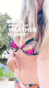 INSTA Moon Bloodgood In A Tropical Palm Frond Print Bikini 06 27 22 Phun Org Forum