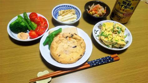 2020 04 07火 晩ゴハンはがんもどき高野豆腐の煮物と卵焼き、小皿小鉢で一杯 まいにちごはん