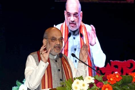 Amit Shah Hits Out At Rahul Gandhi