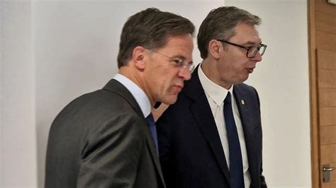 PREDSEDNIK SRBIJE RAZGOVARAO SA PREMIJEROM HOLANDIJE Vučić Dobar