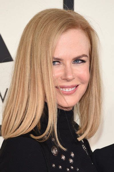 Nicole Kidman Mid Length Bob In 2019 Hair Hair Styles Mid Length