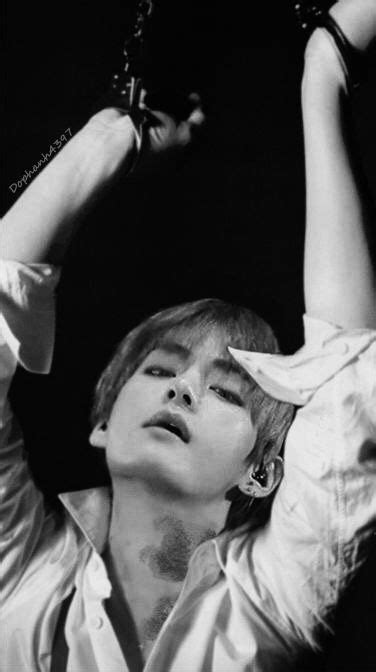 Pin By Gabriela On Oppas Kim Taehyung Funny Taehyung Fanart Taehyung Hot