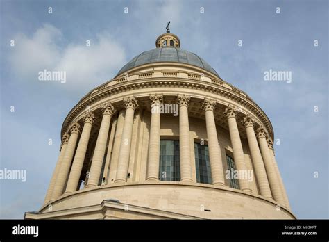 The dome of the pantheon paris hi-res stock photography and images - Alamy