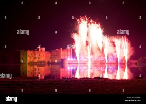 The annual fireworks spectacular display at Leeds Castle, Kent Stock ...