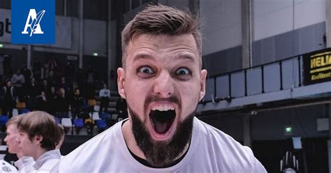 Akaan avausseitsikosta jäi jäljelle vain yksi sentteri – uusi hakkuri ...