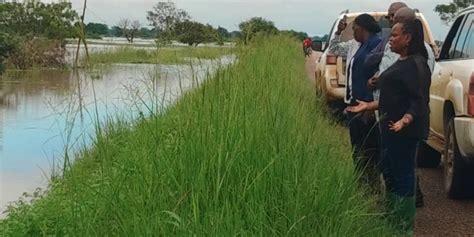 Naibu Katibu Mkuu Mndeme Azuru Maeneo Yaliyoathirika Kwa Mafuriko