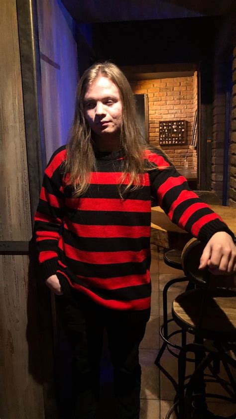 Kurt Cobain Red And Black Striped Jumper Oversize Sweater Grunge