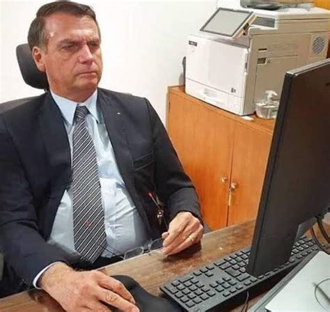 Bolsonaro Critica Compensa O Em Teto Do Icms E Diz Que Pode Vetar Proposta