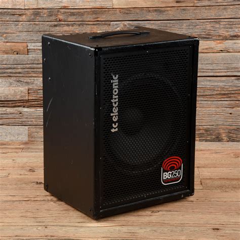 Tc Electronic Bg250 115 Original 1x15 250w Bass Combo Chicago Music
