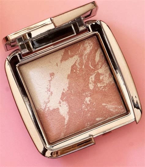 Unsung Makeup Heroes Hourglass Brilliant Nude Blush Makeup And