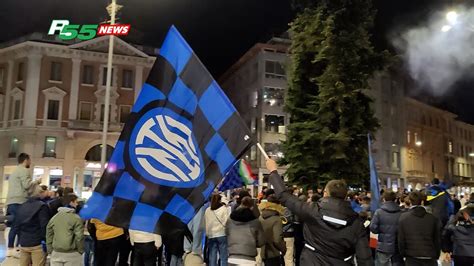 Varese Interisti In Festa Citta Colorata Di Neroazzurro Youtube