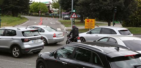 Retenciones Y Calles Cortadas En Pamplona Por Las Obras En La Cuesta De