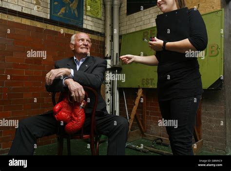 Repton Boxing Club Hi Res Stock Photography And Images Alamy