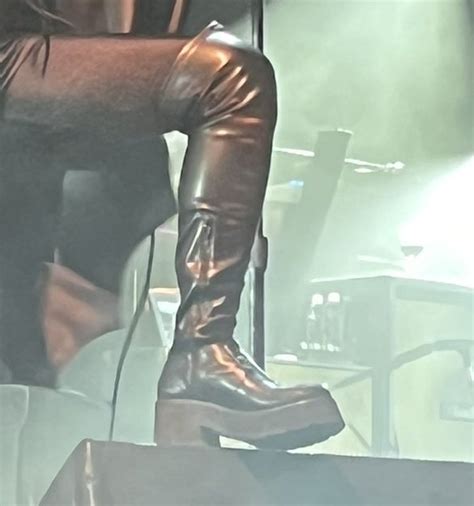 G On Twitter This Is So Hot Idc