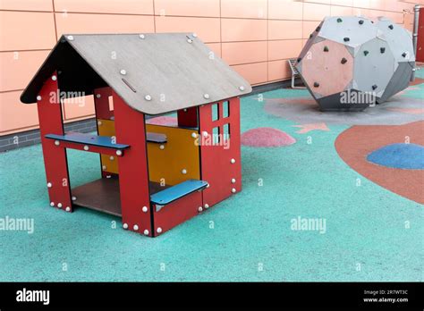 Eco Friendly Modern Colorful Children Kids Playground Play Yard