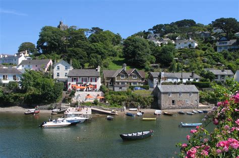 Noss Mayo Photos