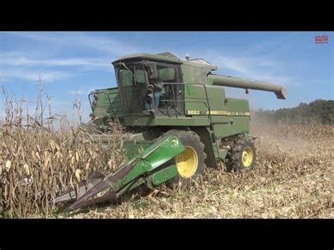 John Deere 8820 Titan Ii Combine Harvesting Corn Artofit