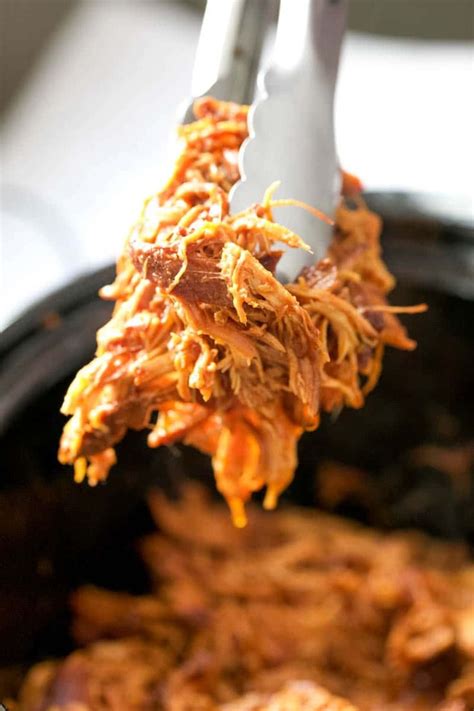 Crock Pot Bbq Chicken Is The Easiest 4 Ingredient Slow Cooker Chicken Meal You Bbq Chicken