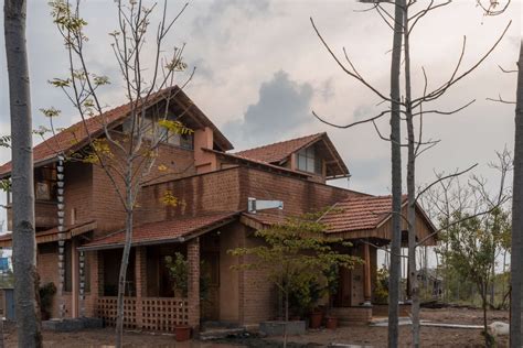 Brick Manor By Bhutha Earthen Architecture Studio