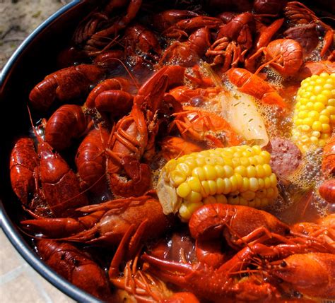 Heirloom Market Bbq Is Boiling Some Crawfish For You Best Places To