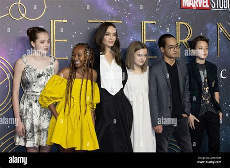 Shiloh Jolie Pitt 2021 Banque De Photographies Et Dimages à Haute