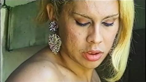 Sotto Le Tette Troppo Blowjob Blowjob Porn XHamster