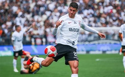 Exames confirmam lesão na coxa e Pedro Raul vai desfalcar Corinthians